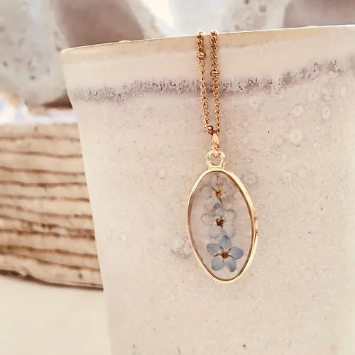 Twigg Forget Me Knot Oval Necklace