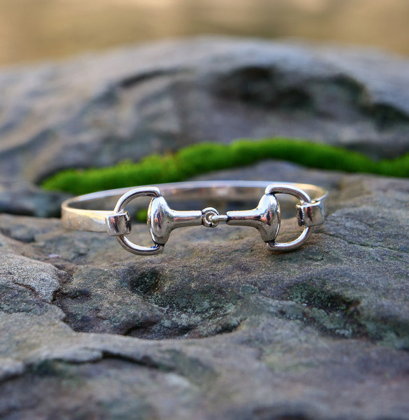 Twigg Equestrian Snaffle Bangle – 925 Sterling Silver Plated