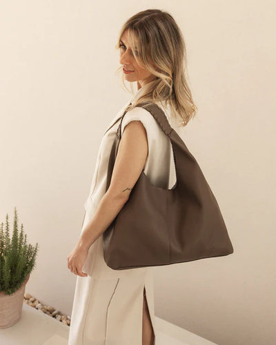 Louenhide Avery Shoulder Bag