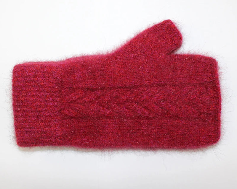 Lothlorian Cable Mitten