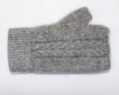 Lothlorian Cable Mitten