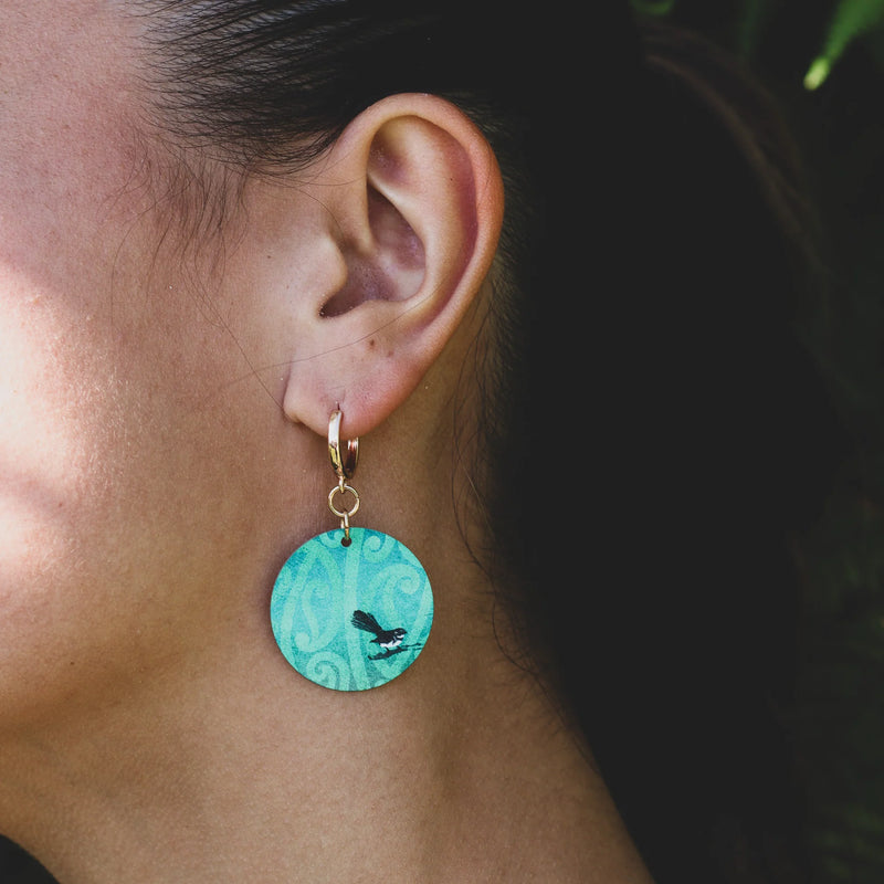 Nichola Earrings - Piwaiwaka Ngutukaka