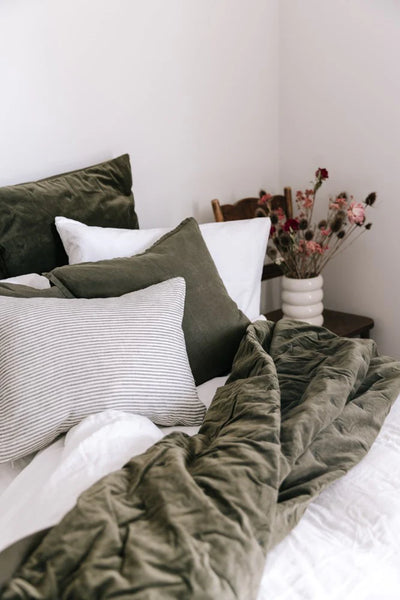 Mason Bee Velvet Throw - Olive Green