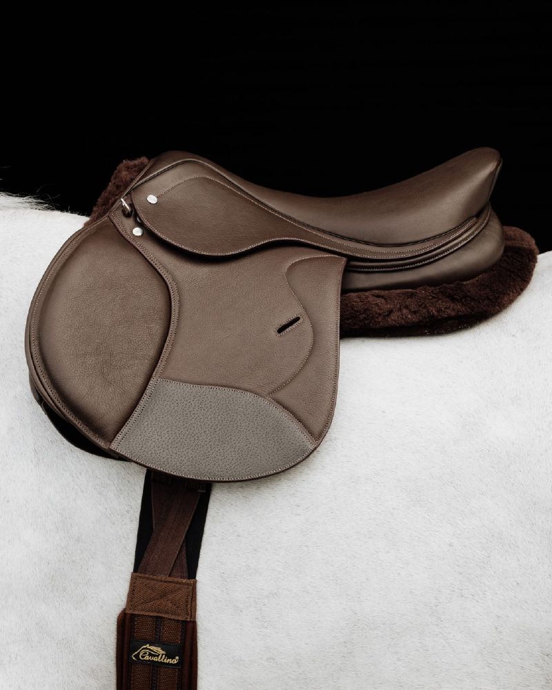 Cavallino Avenger Jump Saddle - Brown - 17.5 inch