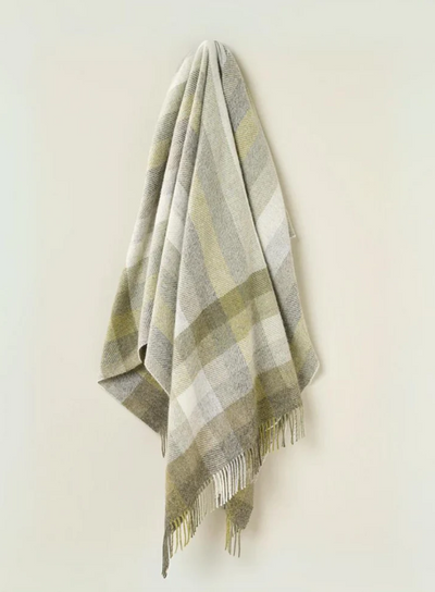 Pure New Zealand Wool Throw Wooldale Collection - Olive