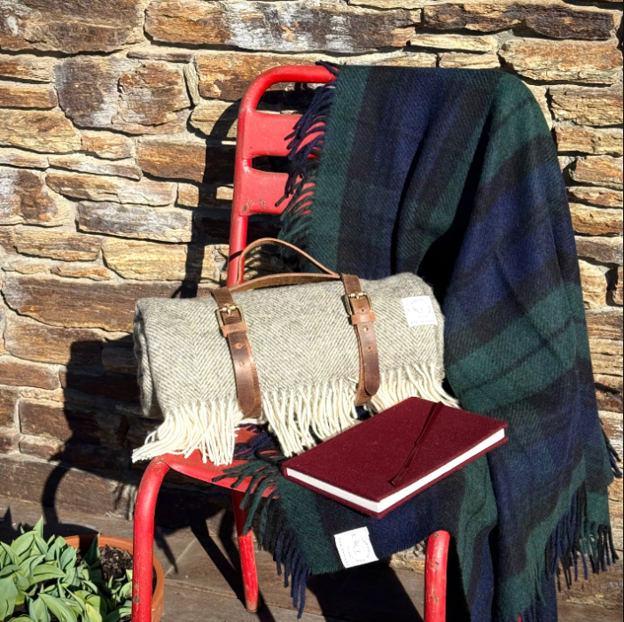 Pure New Zealand Wool Knee Rug - Black Watch