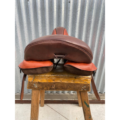 Easts Saddle Rolled Cantle