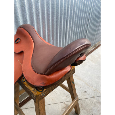 Easts Saddle Rolled Cantle